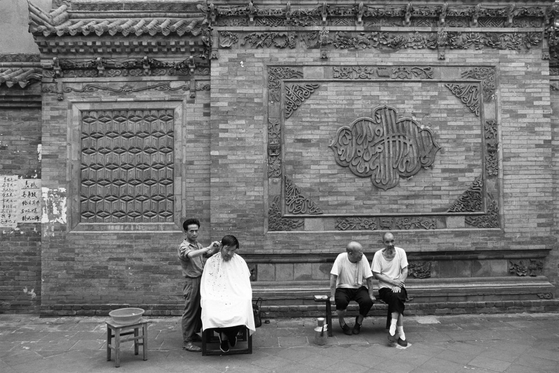 5 大学习巷的理发摊（1996年）_proc